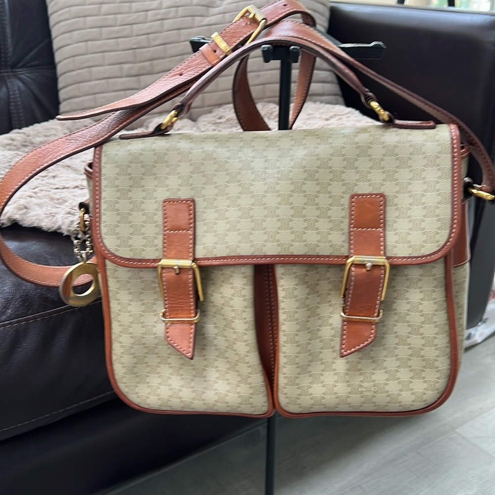 Elegant CELINE Macadam RARE Vintage TWO WAY Hand/Crossbody bag